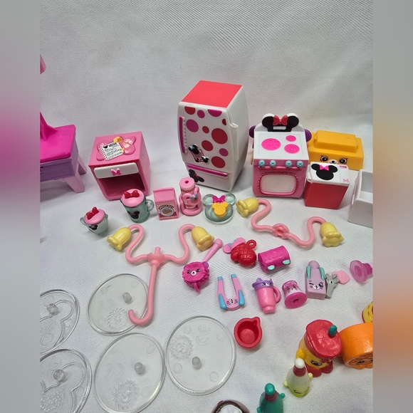 Huge Moose Shopkins Lot- Dolls, Figures, and Accessories + Disney Waffle Set - Picture 17 of 17